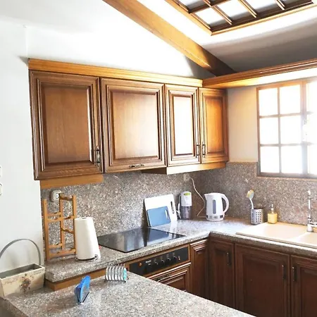 Apartment A Few Steps Away From Syntagma And Plaka By Athenian Homes