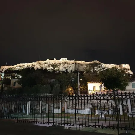 26 Amalias * Atenas