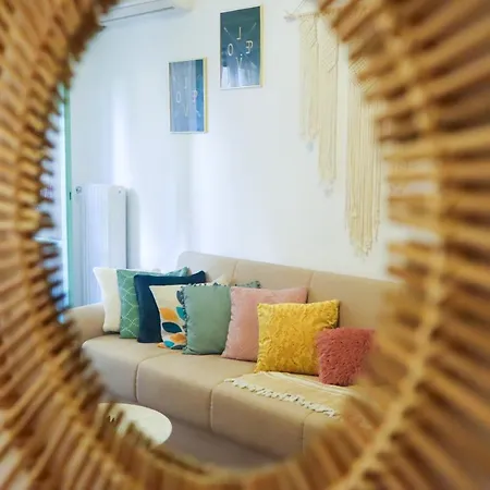 Viva La Victoria In Apartment Athens