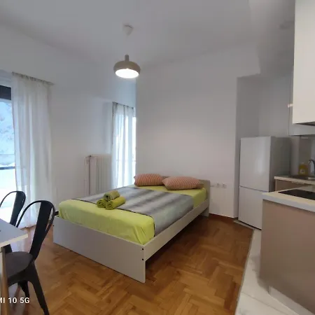 Apartment In The Heart Of Next To Monastyraki. Athens