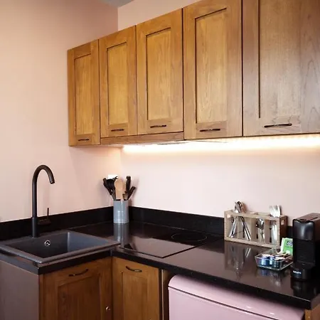 Aparthotel Downtown Lofts - The Acropolis Observatory 3*