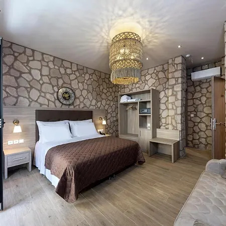 Manor 3*