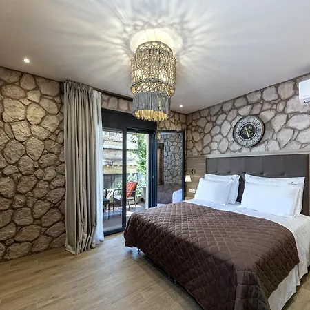 Manor Atene