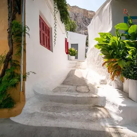 Apartment Anafiotika Fos Cycladic Home!