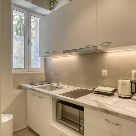 Appartamento Plaka Filotheis House A *