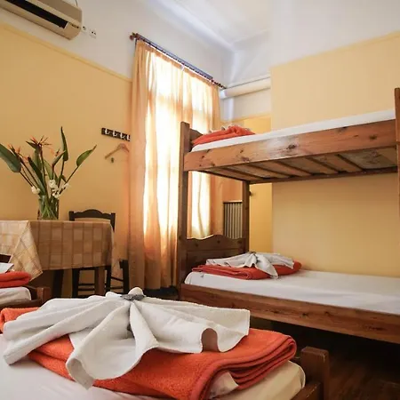 Hotel The Student & Travellers *