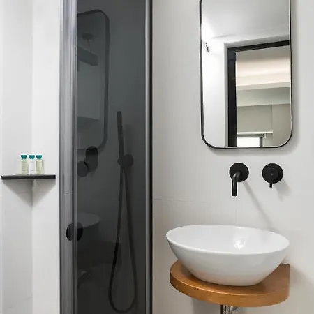 11 Enteka Acropolis Hotel 4*