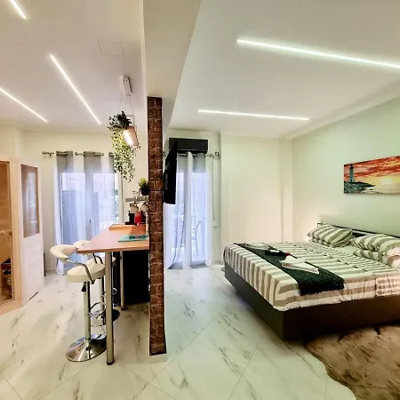 Romantic Deluxe Svite Wise Jacuzzi And Sauna Apartamento