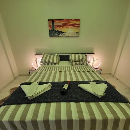 Romantic Deluxe Svite Wise Jacuzzi And Sauna Apartamento