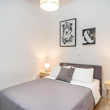 Morum Urban Apartament Atena