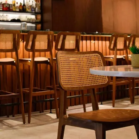 Metis Urbane Living Spaces Aparthotel 3*