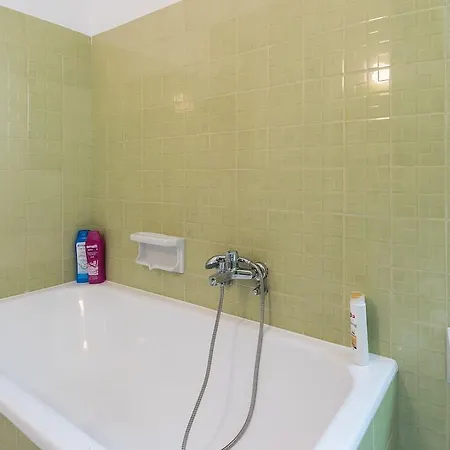 Crown Paradise Apartment Athens