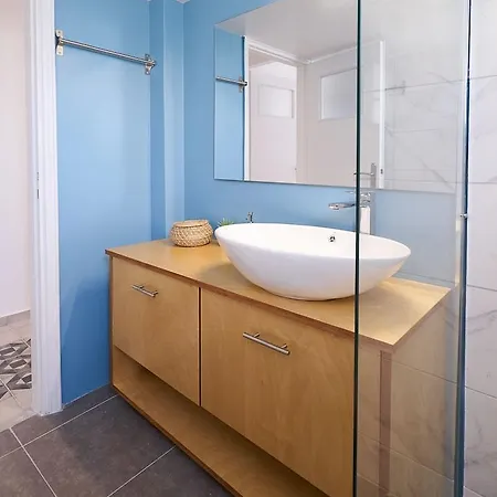 Apartment “blue Oasis” In The Heart Of Koukaki!