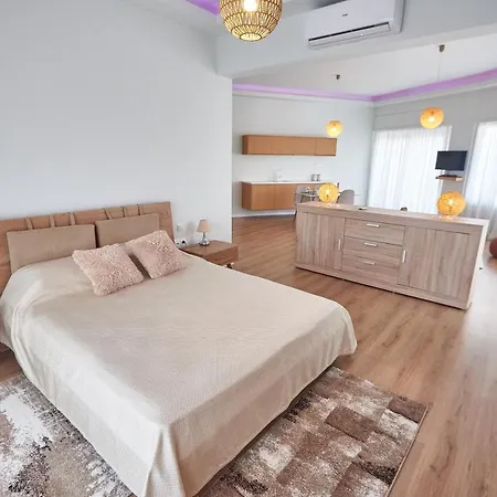The El Greco Spirit Meets The Athenian Luxury Apt1 * Athens