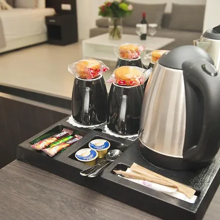 Boss Boutique By Prima Otel Atina