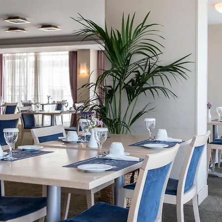 Amalia Hotel 4*