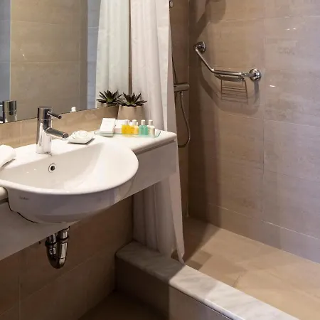 Amalia Hotel 4*