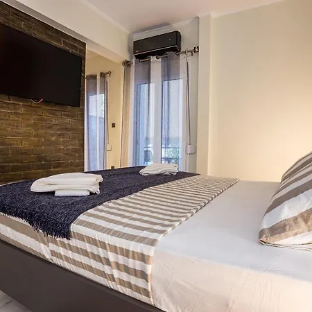 Romantic Deluxe Svite Wise Jacuzzi And Sauna