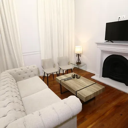 1900 Athenian House Hotel