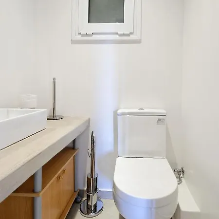 Glyfada Breeze Apartment