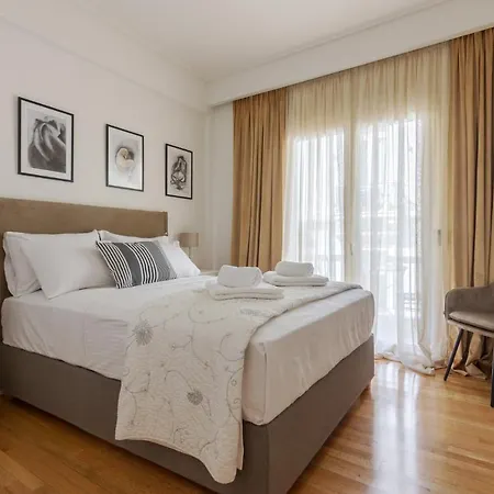 Beautiful In The Center Of Apartment *