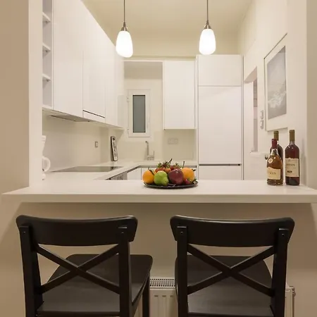 Beautiful In The Center Of Apartment