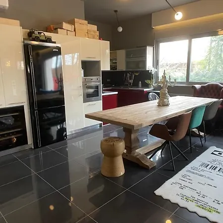 Bespoke House Apart-hotel