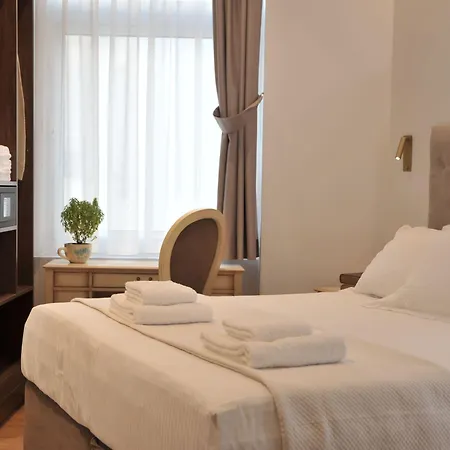 Acropolian Spirit Boutique Афины