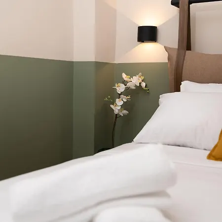 Hotel Tier Collection 2*