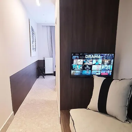 Cityzoe * אתונה