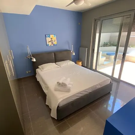 Bespoke House Apart-hotel Atenas