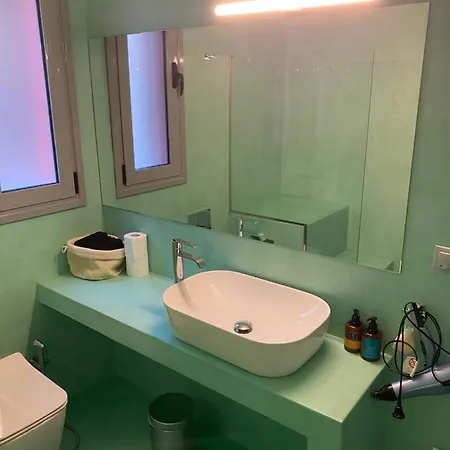 Bespoke House Apart-hotel