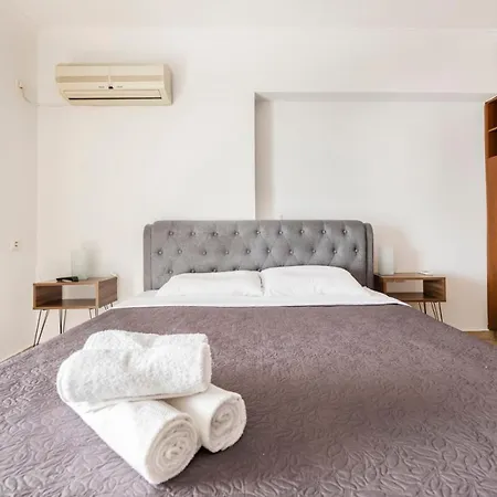 Heart Apartment! * Athen