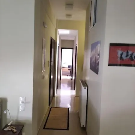Apartment Platonos Academy *
