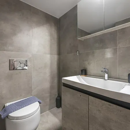 Apartment Elegant Mavili By Cloudkeys *