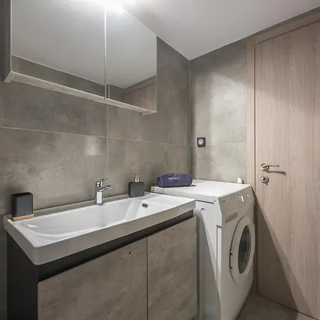 Apartment Elegant Mavili By Cloudkeys *