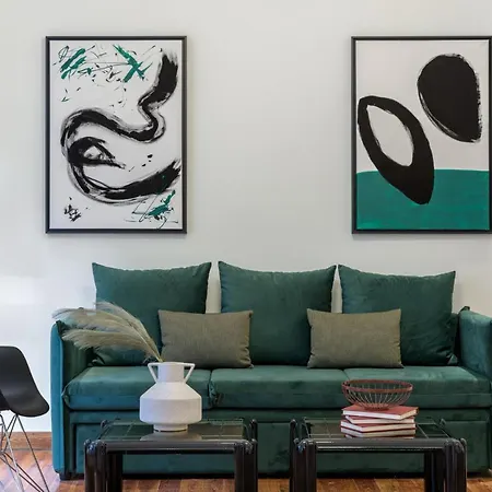 3bdr Modern Design & Bright Interiors In Plaka Apartment *