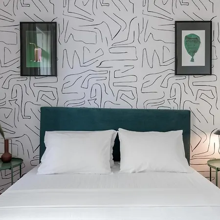 3bdr Modern Design & Bright Interiors In Plaka Apartment *