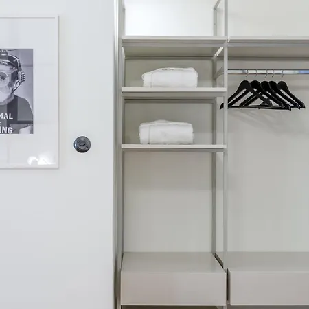 3bdr Modern Design & Bright Interiors In Plaka *