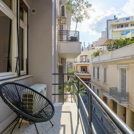 3bdr Modern Design & Bright Interiors In Plaka *