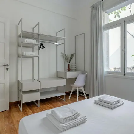 3bdr Modern Design & Bright Interiors In Plaka
