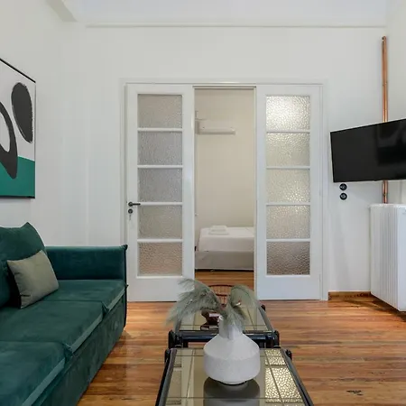 3bdr Modern Design & Bright Interiors In Plaka Apartment Athens