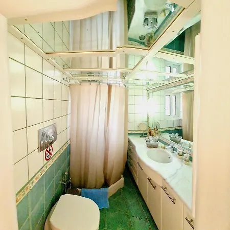 Apartment Downtown, Penthouse With Great View, Pagkrati