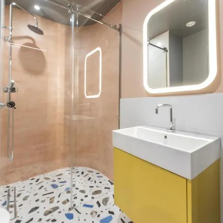 Apartment Toucan Homm Suites Athens