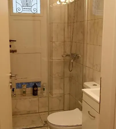 Amerikis Street 1 Bedroom *