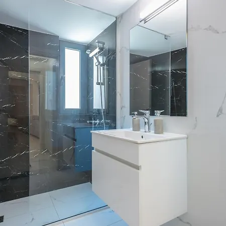 Διαμέρισμα Newly Renovated In The Heart Of Kerameikos *