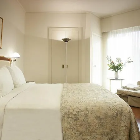 Hotel Ilisia 4*