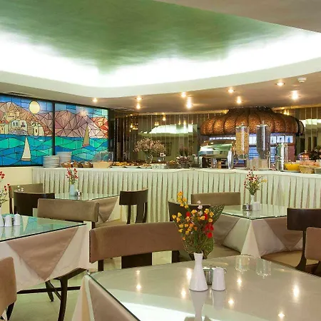 Ilisia Hotel