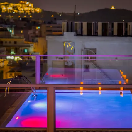 Novus Hotel 4*