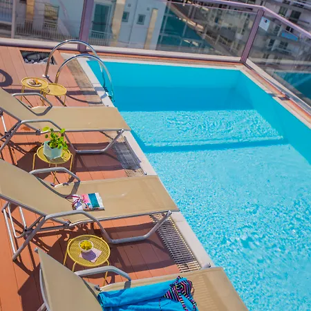 Novus Hotel